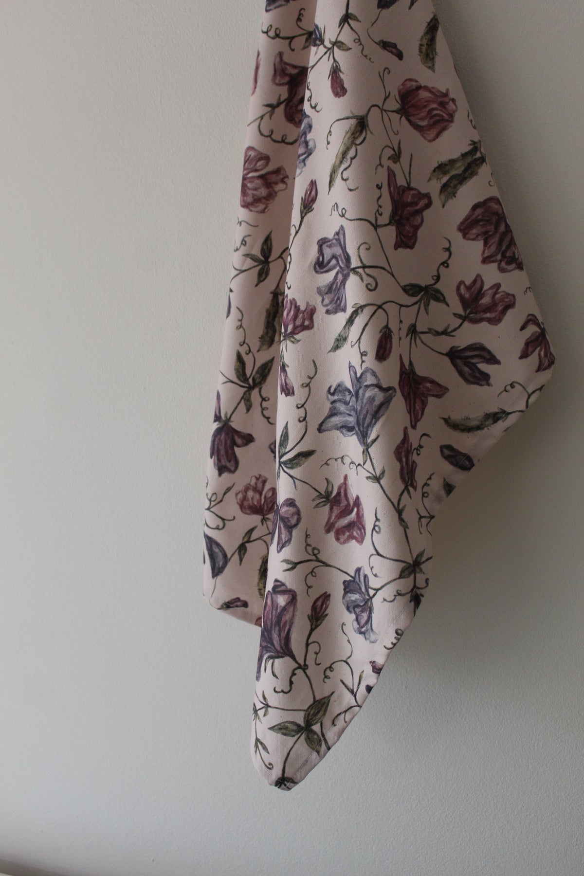 Sweet pea print tea towel